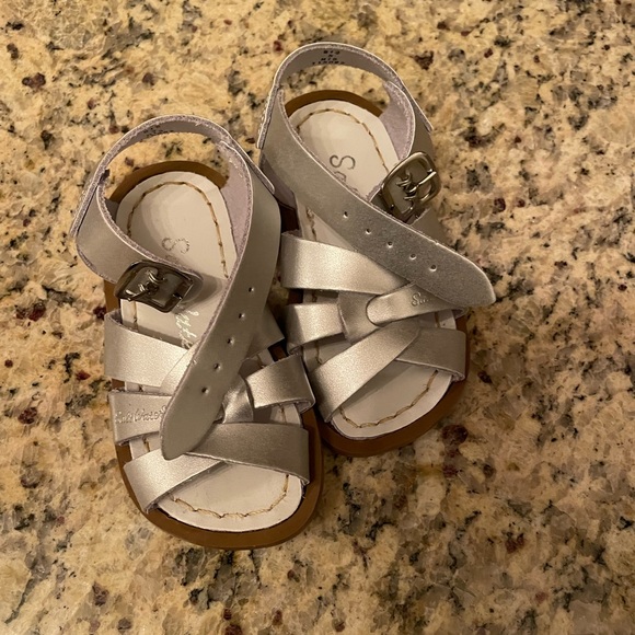 Saltwater sandal silver size 5 and 6 nwob - Picture 4 of 4